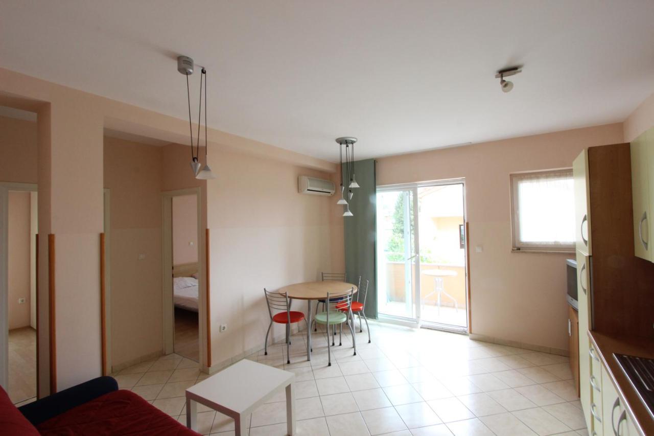 Apartments Miriam Premantura Kültér fotó