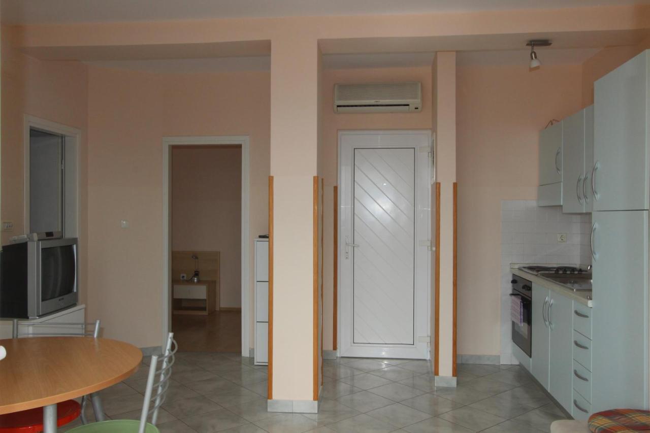 Apartments Miriam Premantura Kültér fotó